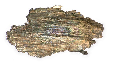 Fragmento de metal (150x)
