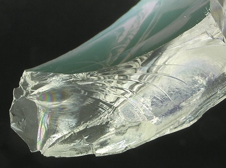 Superficie de fractura del vidrio (20×)